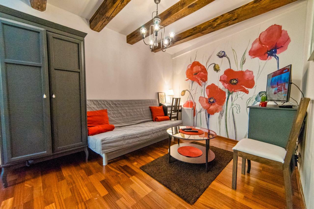 Quiet & Cosy Apt In The Heart Of Old Cracow Cracovia Exterior foto